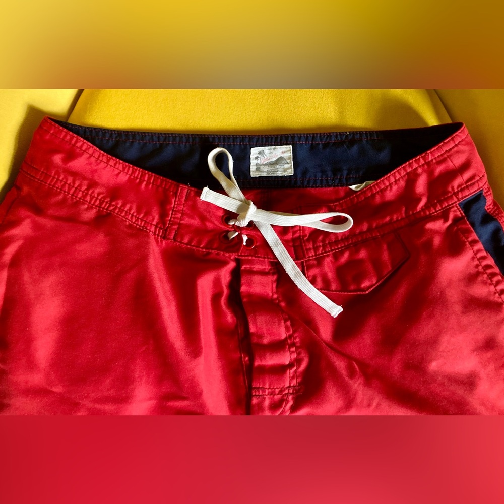 Gilded Age NYC Red Castaway Retro Swim Board Short (M)